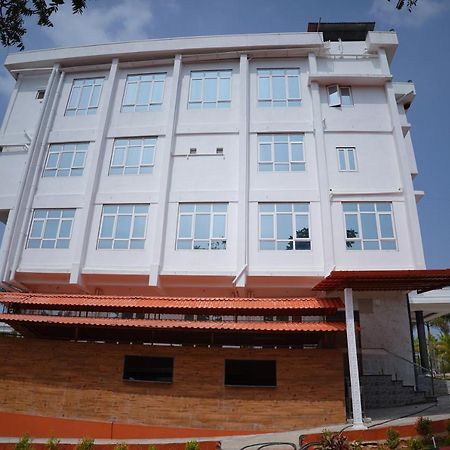 Nts Sagar Yatri Nivas Hotel Кундапур Екстериор снимка