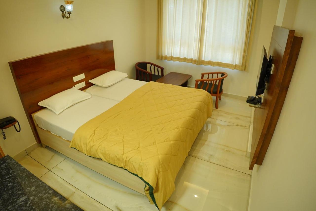 Nts Sagar Yatri Nivas Hotel Кундапур Екстериор снимка