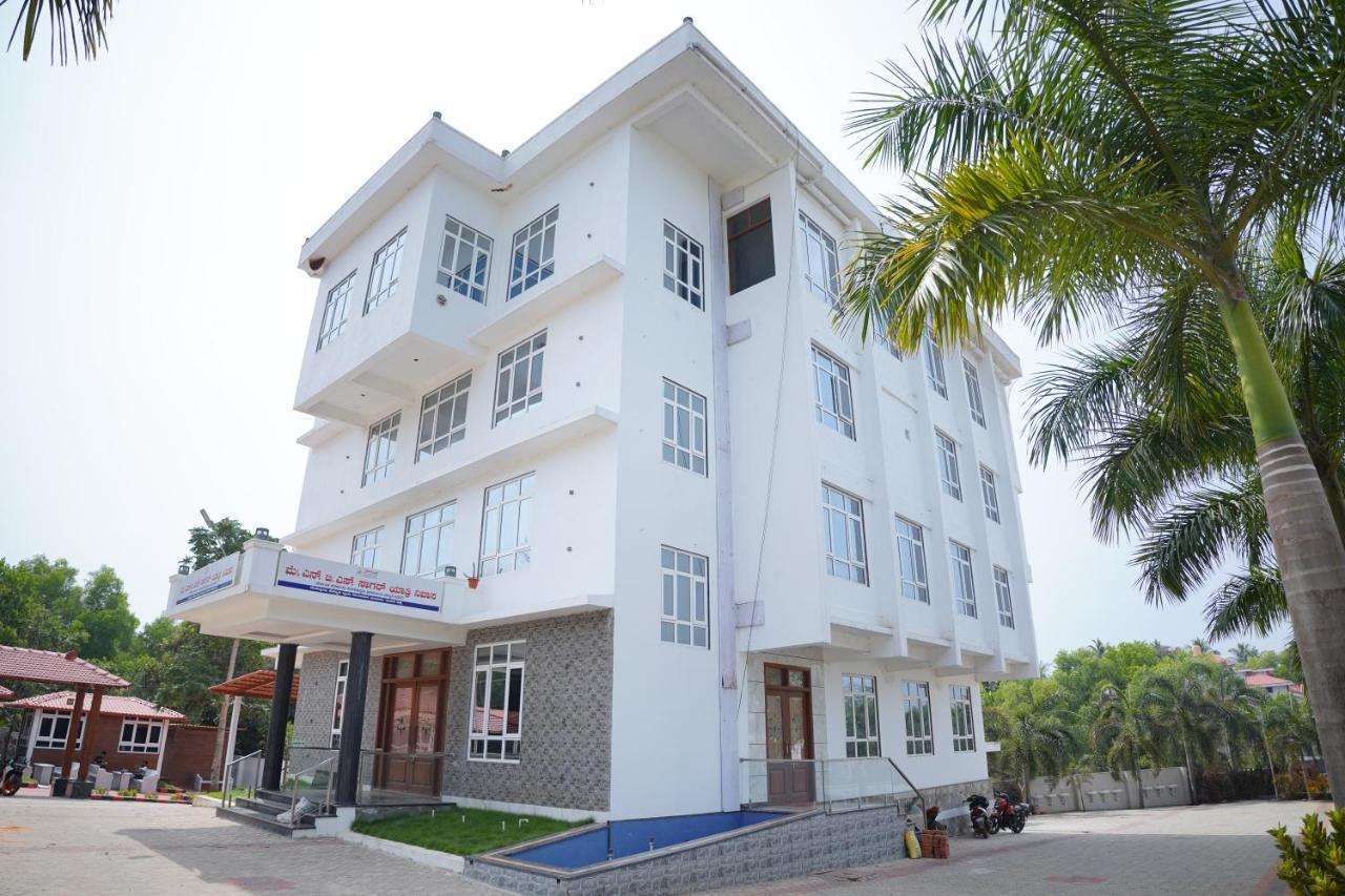 Nts Sagar Yatri Nivas Hotel Кундапур Екстериор снимка